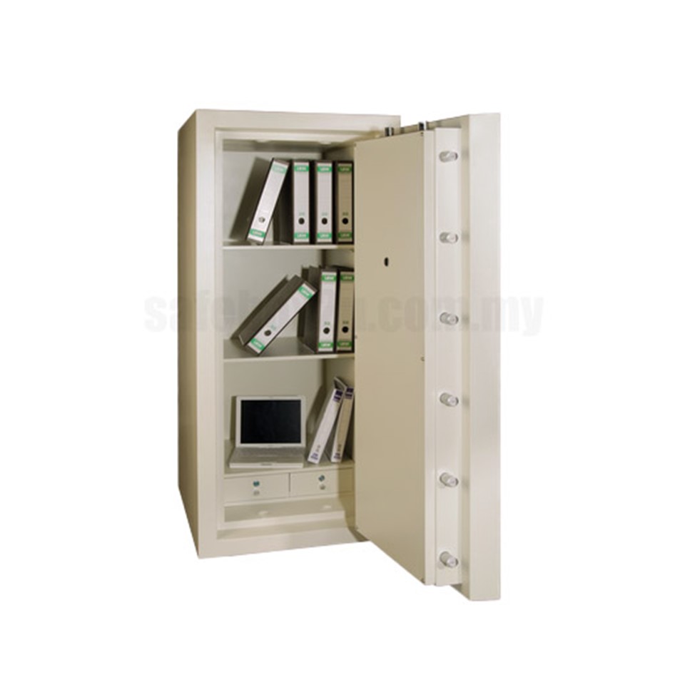 Chubbsafes Guardian Safe Size 4